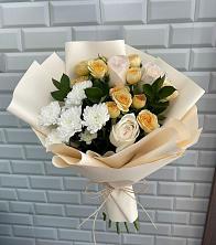 Букет цветочный вальс в Тумботино Букет цветов из:  Розы и Хризантемы в Тумботино
