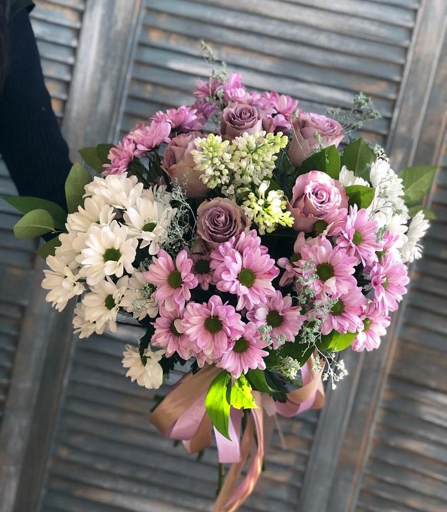 Букет Цветочный шарм в Тумботино Букет цветов из: Хризантемы и Розы в Тумботино