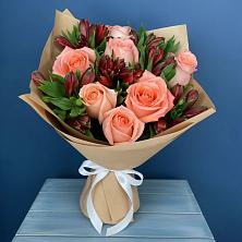 Букет Сплетённые любовью в Тумботино Букет цветов из:  Розы и Альстромерии в Тумботино
