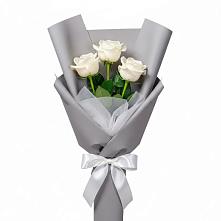 Букет 3 белые розы #REPLACE_PRED# Тумботино Букет 3 белые розы #REPLACE_PRED# Тумботино