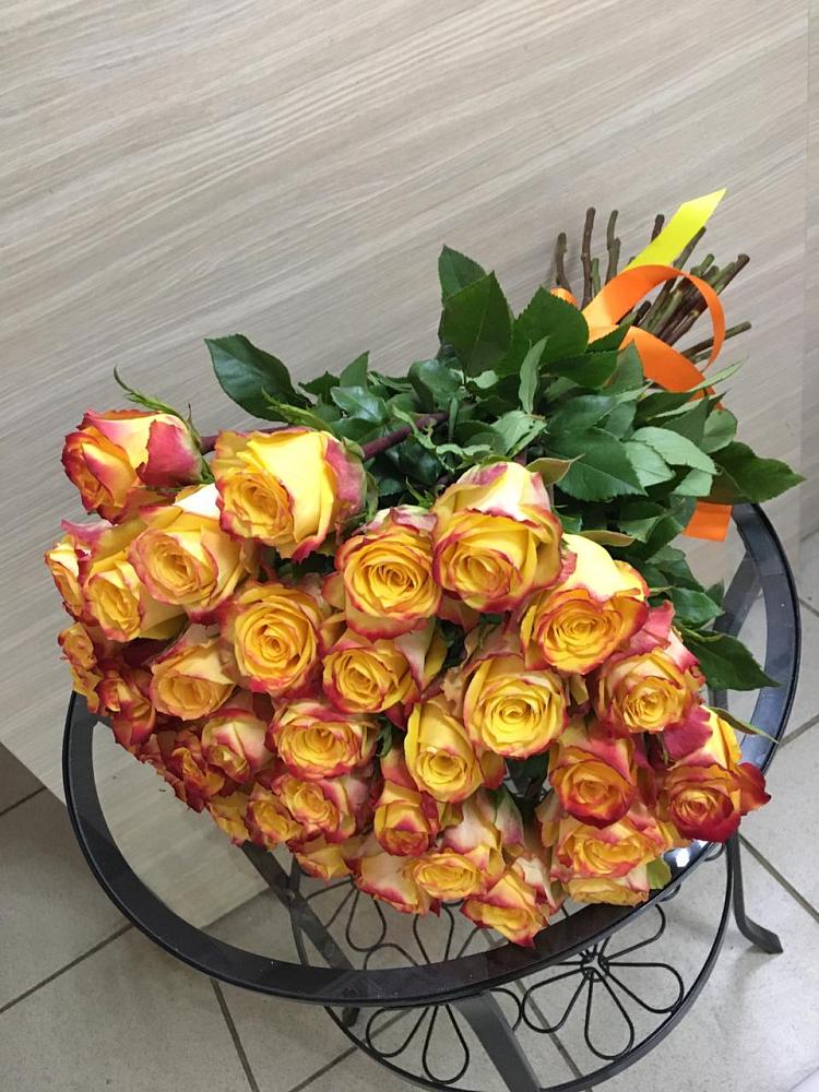 Букет Желтые розы в Тумботино