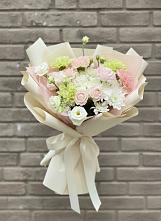 Букет цветов из:  Гвоздики, Розы, Лизиантусы и Хризантемы в Тумботино