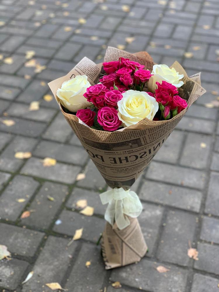 Букет Удивительный из роз в Тумботино Букет цветов из: Розы в Тумботино