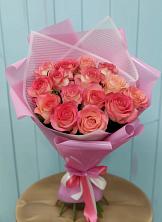 15 Розовых роз Равель в Тумботино Букет 15 Розовых роз Равель в Тумботино