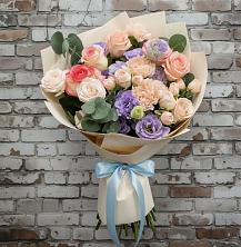 Букет Феерия в Тумботино Букет цветов из:  Розы, Лизиантусы и Гвоздики в Тумботино