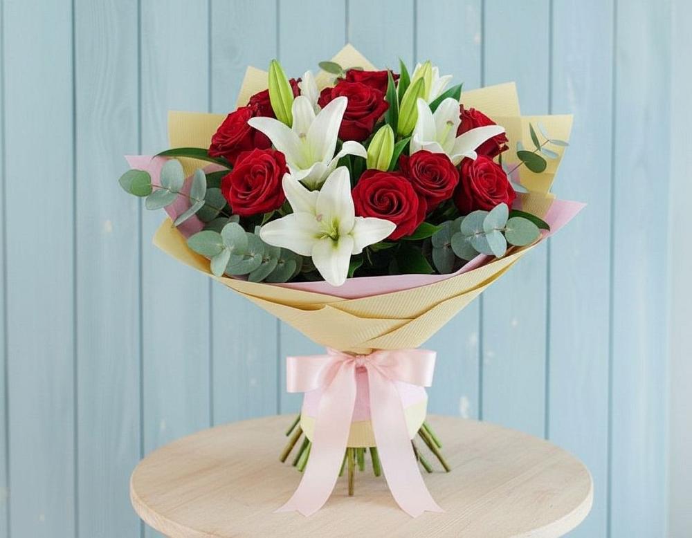 Букет цветов из: Лилии и Розы в Тумботино